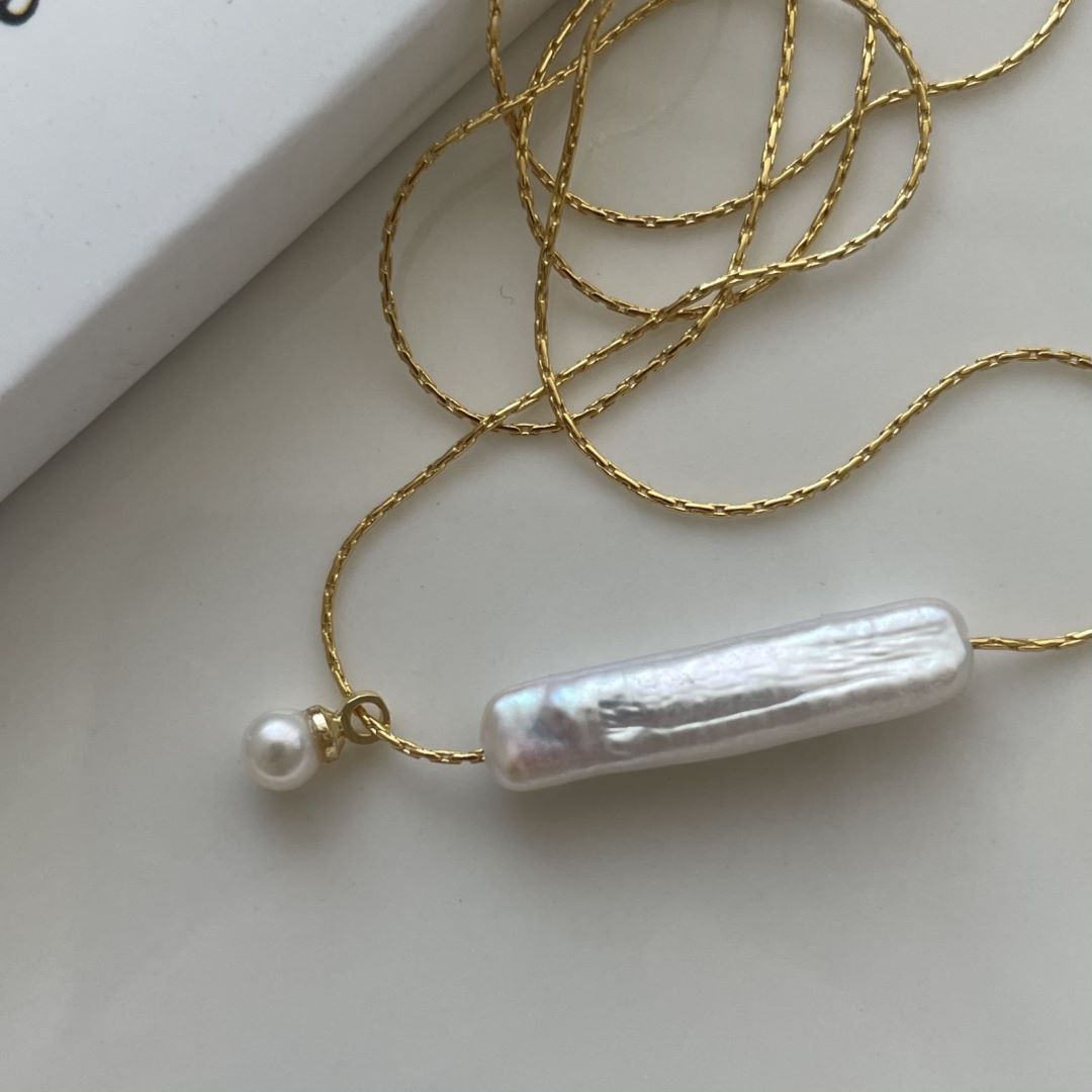 Iregular Gold chain Natura Baguette Baroque Pearl pendant Bar Necklace