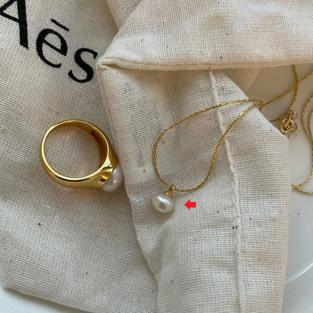 Unique Gold Ring and Strand Fresh Water Pearls Pendant Golden Necklace