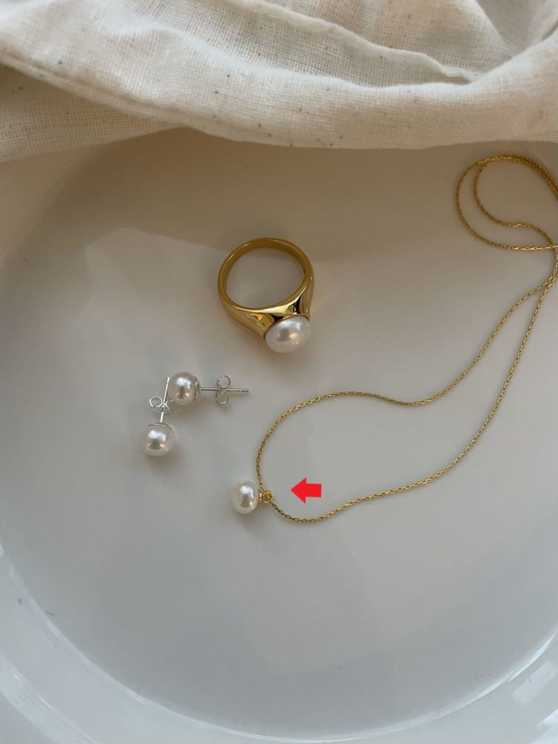 Unique Gold Ring and Strand Fresh Water Pearls Pendant Golden Necklace