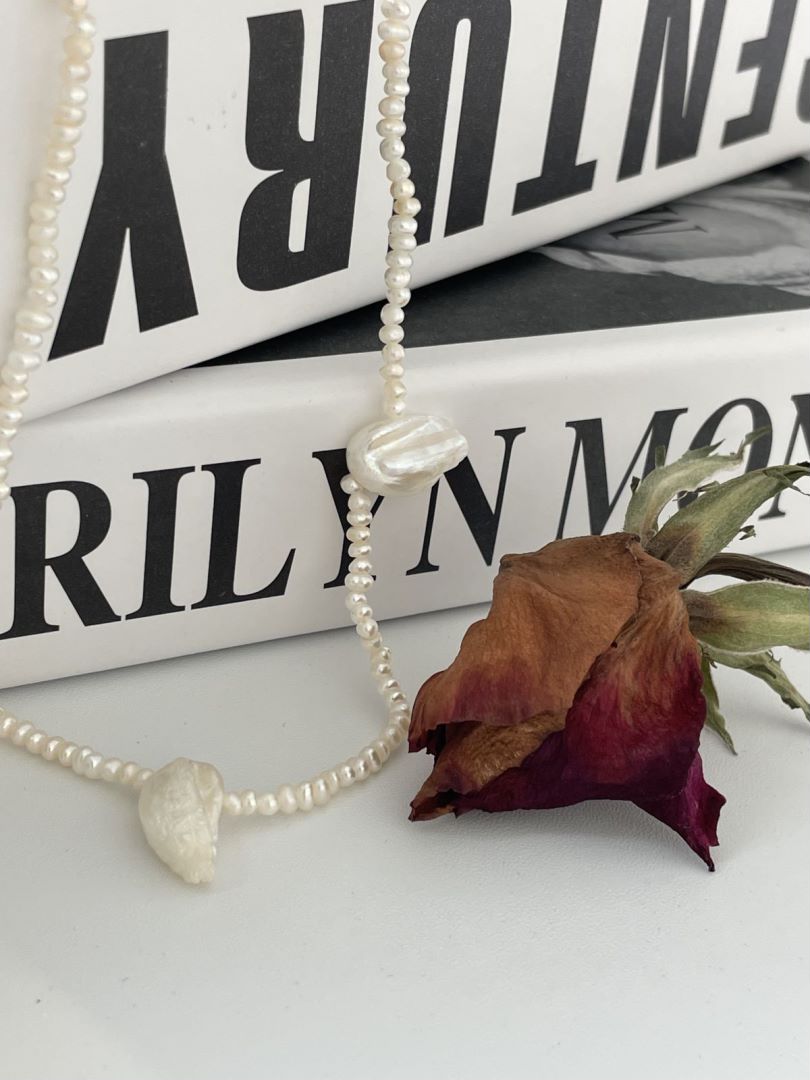 Necklace - F 370