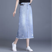Raw edge denim slimming skirt