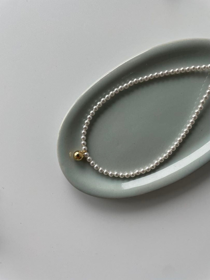 Grey Pearl Vintage Chunky Faux Pearl Luxury Collars Necklace for Women