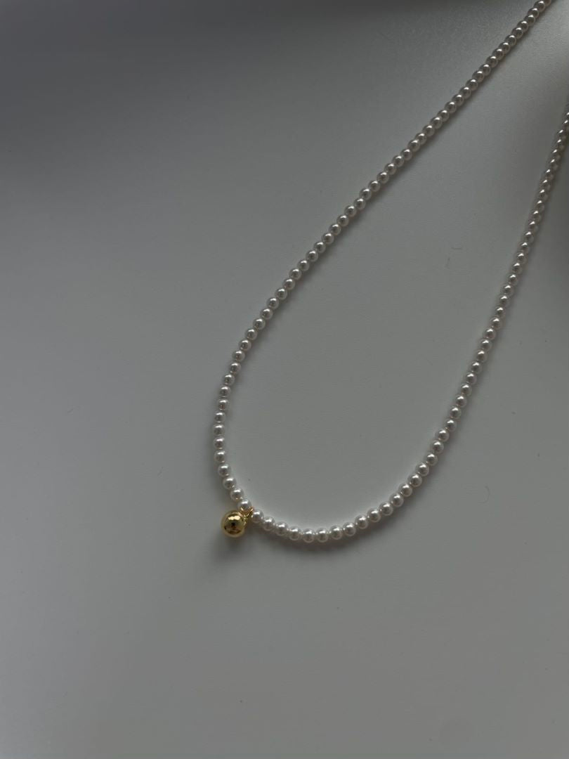 Grey Pearl Vintage Chunky Faux Pearl Luxury Collars Necklace for Women