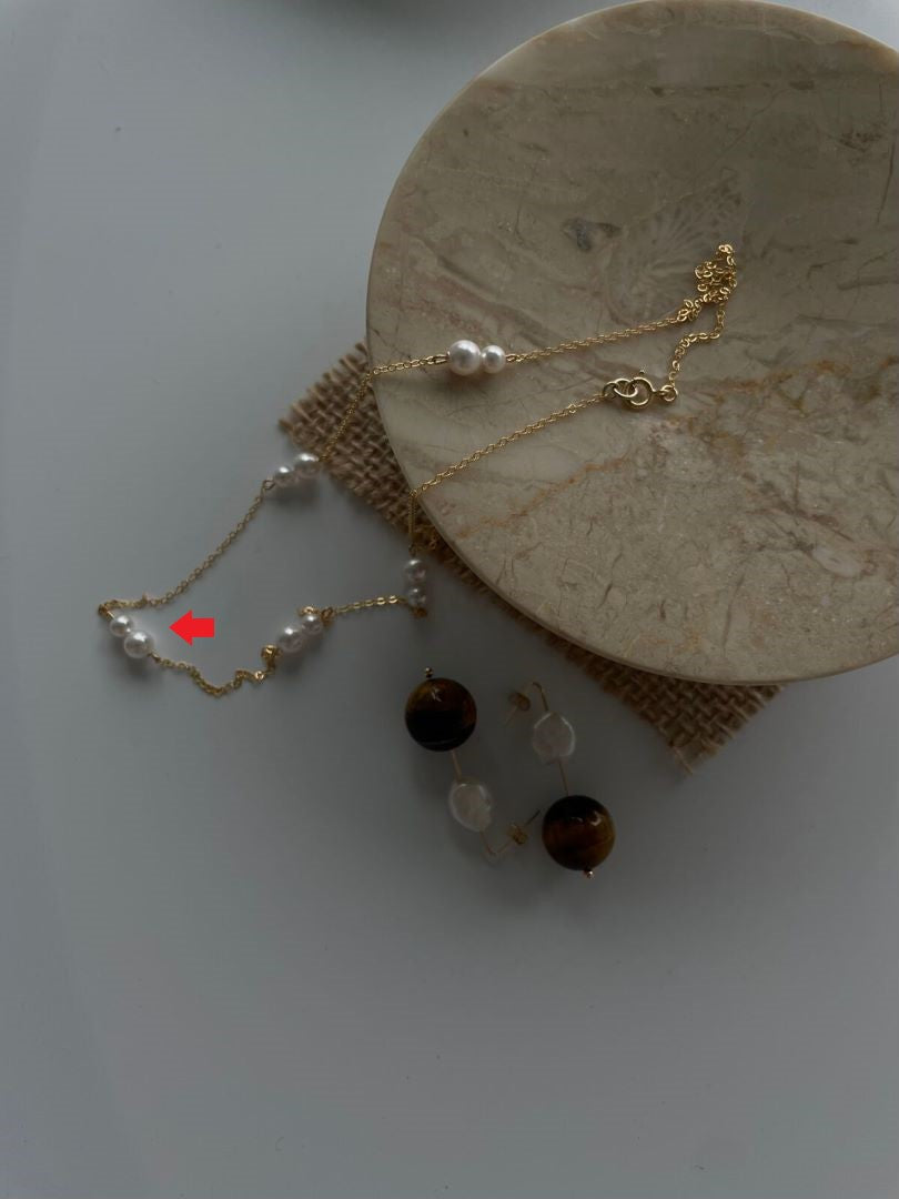 Dainty Natural Gold Raindrop Freshwater Beads Pearls stations Necklace