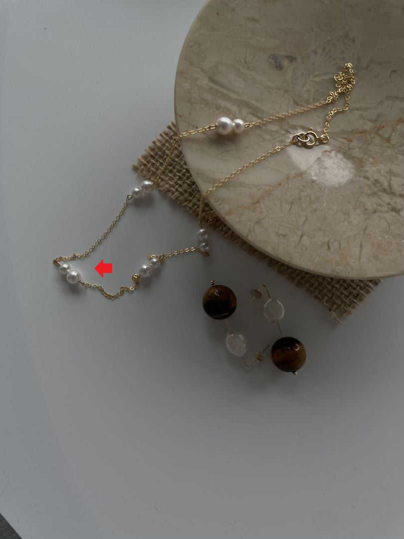 Dainty Natural Gold Raindrop Freshwater Beads Pearls stations Necklace