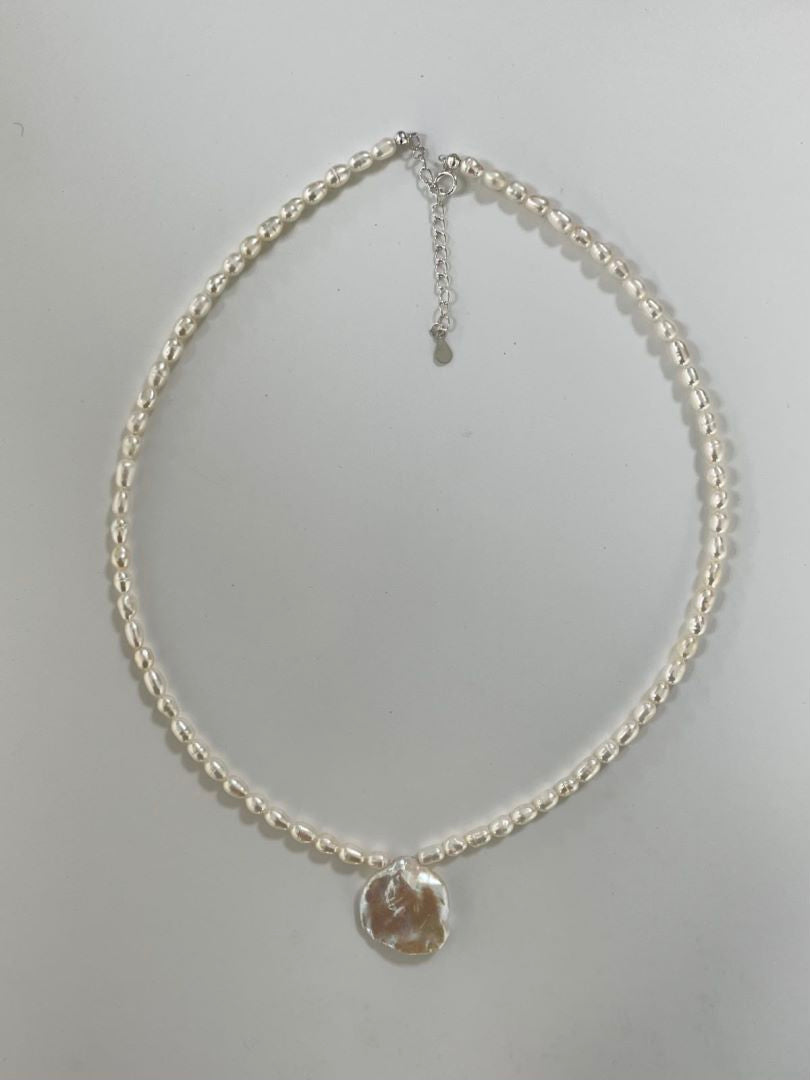 Stunning White and silver Ammonite Quartz Silver Pearl accent Necklace