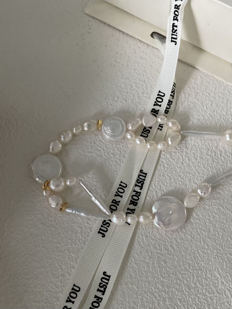 Necklace - French 576
