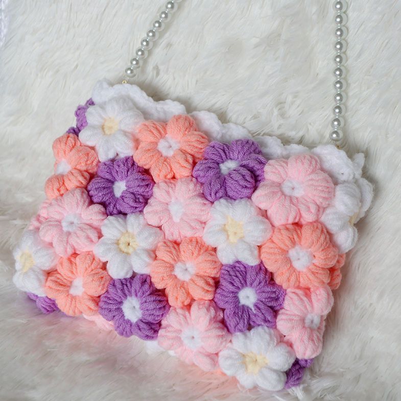 Knitted Puff Flower hand-woven bag