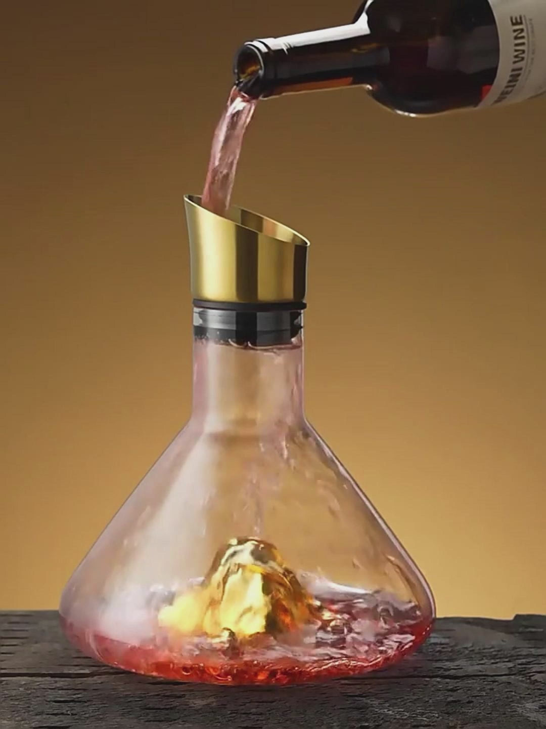 Load video: Hot-selling Iceberg Waterfall Wine Decanter Creative Transparent Lead-Free Crystal Glass Wine Dispenser Barware Quick Decanters