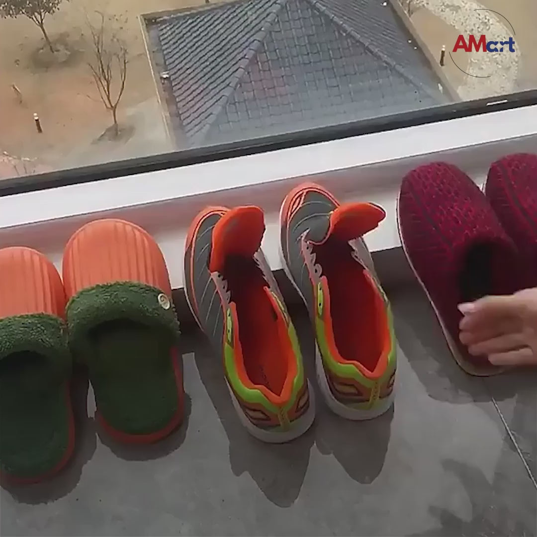 Load video: New quick-drying shoe dryer timing portable foldable shoe dryer dormitory constant temperature dehumidification odor dry shoe